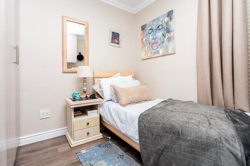 2 Bedroom Property for Sale in Sonkring Western Cape